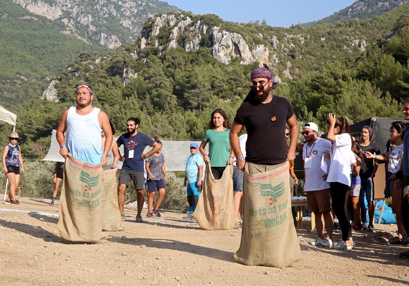 Buca'da doğayla iç içe 'dijital detoks'