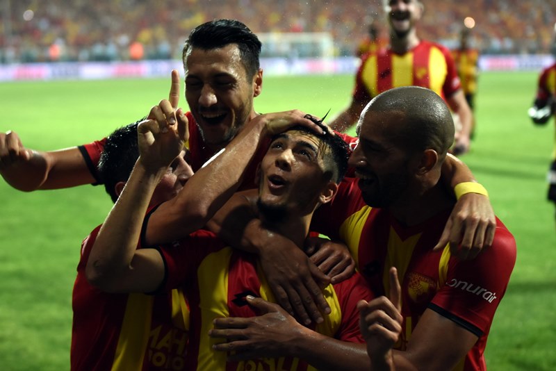 Göztepe, taraftarıyla buluştu