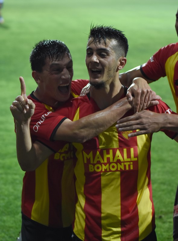 Göztepe, taraftarıyla buluştu