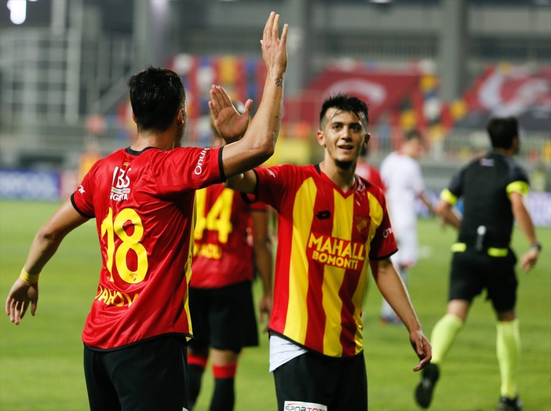 Göztepe, taraftarıyla buluştu