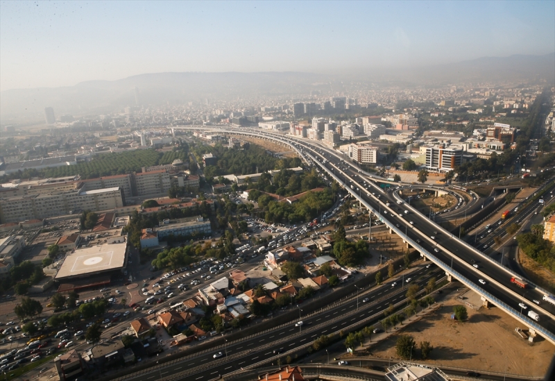İzmir trafiğine havadan denetim