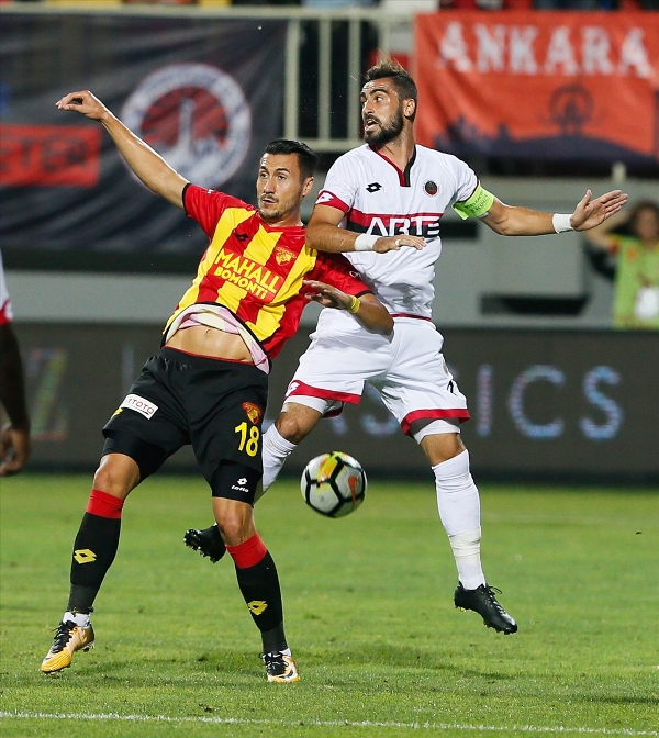 Göztepe, taraftarıyla buluştu