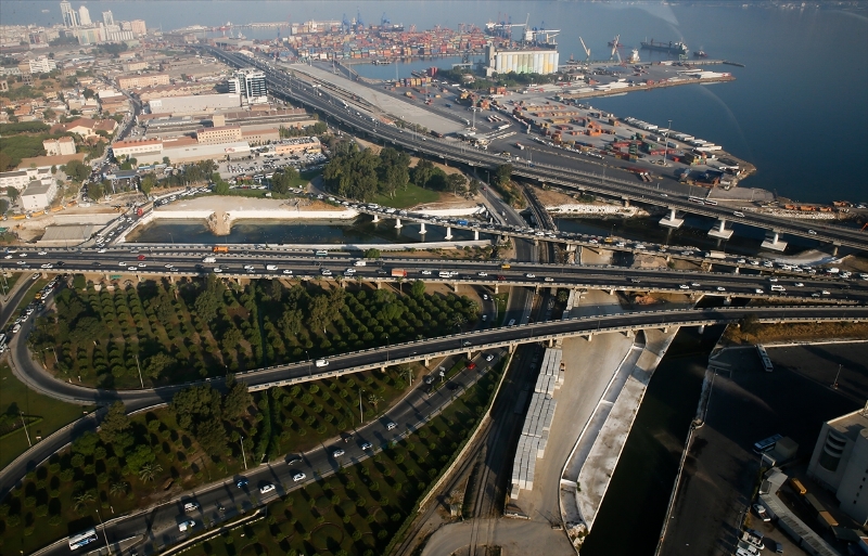 İzmir trafiğine havadan denetim