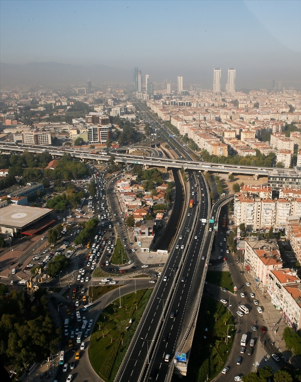 İzmir trafiğine havadan denetim