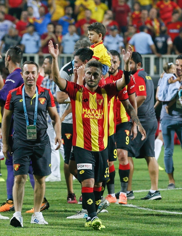Göztepe, taraftarıyla buluştu