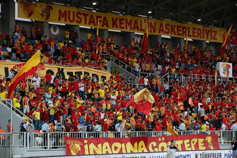 Göztepe, taraftarıyla buluştu