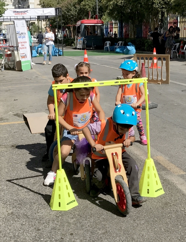 İzmir'de otomobilsiz gün!