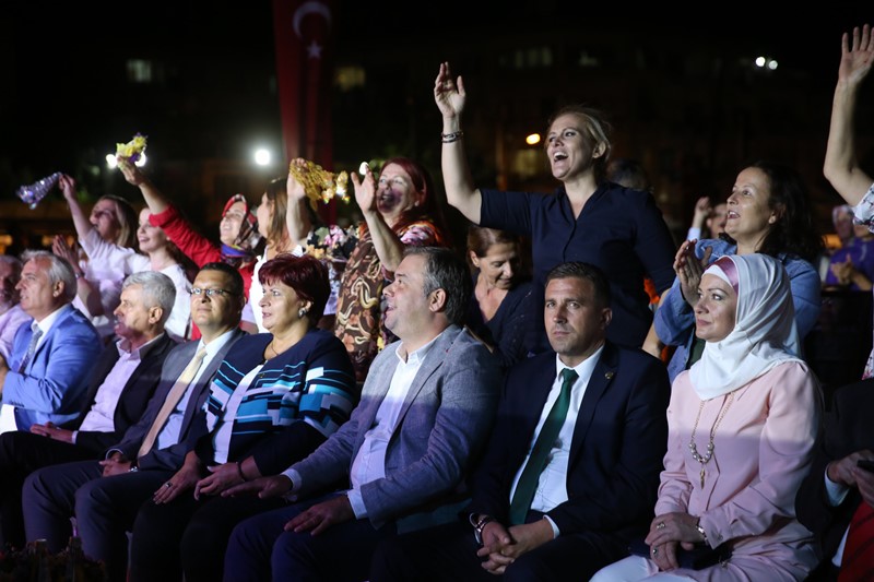 Buca’da Balkan rüzgarı esiyor