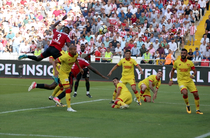 Sivasspor: 2-3 Göztepe