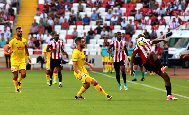 Sivasspor: 2-3 Göztepe