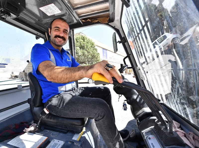 Şantiyeden sahneye