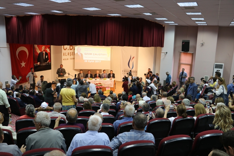 Kılıçdaroğlu asmadan üzüm kesti