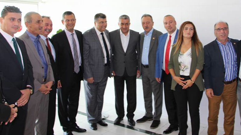 Kılıçdaroğlu asmadan üzüm kesti