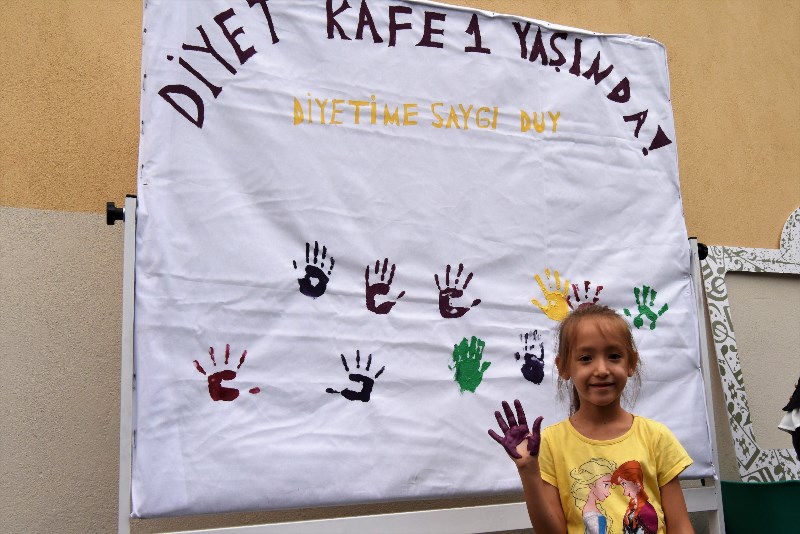 Diyet Kafe 1 yaşında