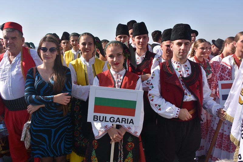 İzmir'de 'Barış ve Dostluk' Festivali başladı