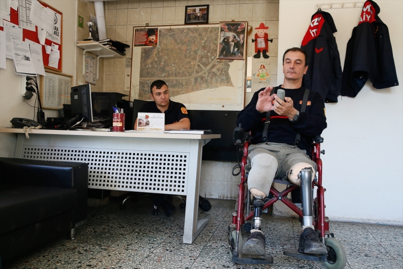 Protez bacaklı itfaiyeci azmiyle örnek oluyor