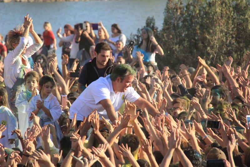Buca'dan 'renkli' kareler