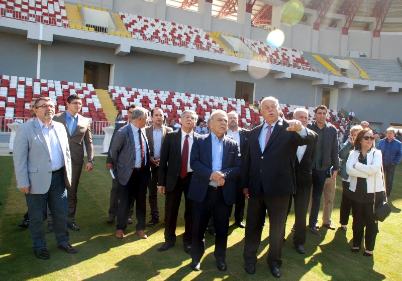Büyükşehir'den İzmir'e ikinci stat