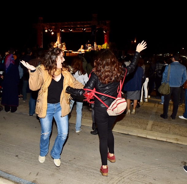İzmirlilerin keyfi yerinde!