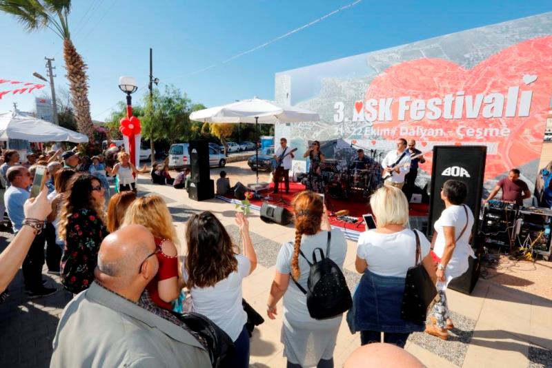 Aşk Festivali Çeşme'ye çok yakıştı