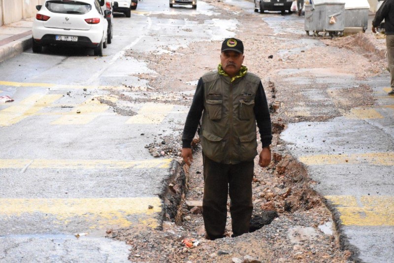 İzmir'de sağanak etkili oldu