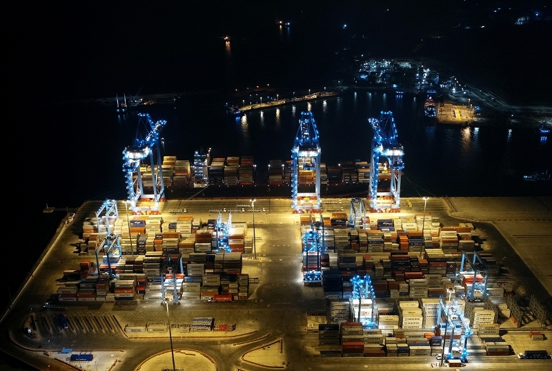 Ege dev gemilerin uğrak noktası oldu