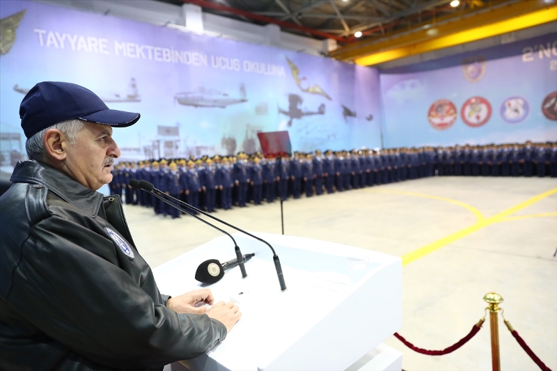 Yıldırım, Çiğli 2. Ana Jet Üs Komutanlığını ziyaret etti