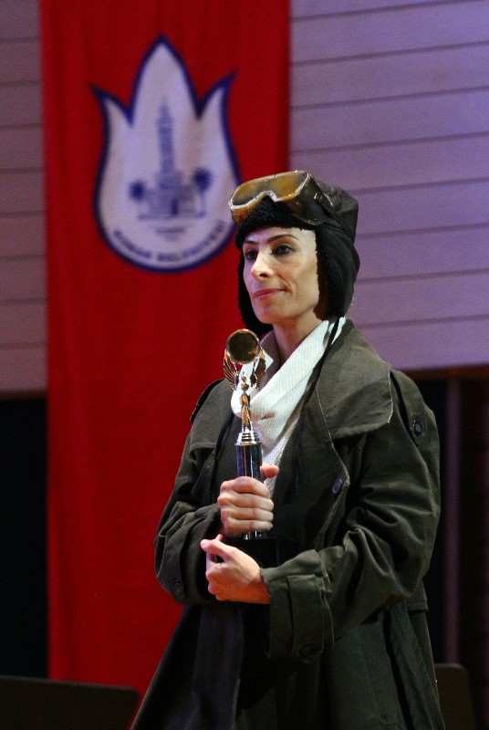 Cumhuriyetin öncü kadınlarına saygıyla