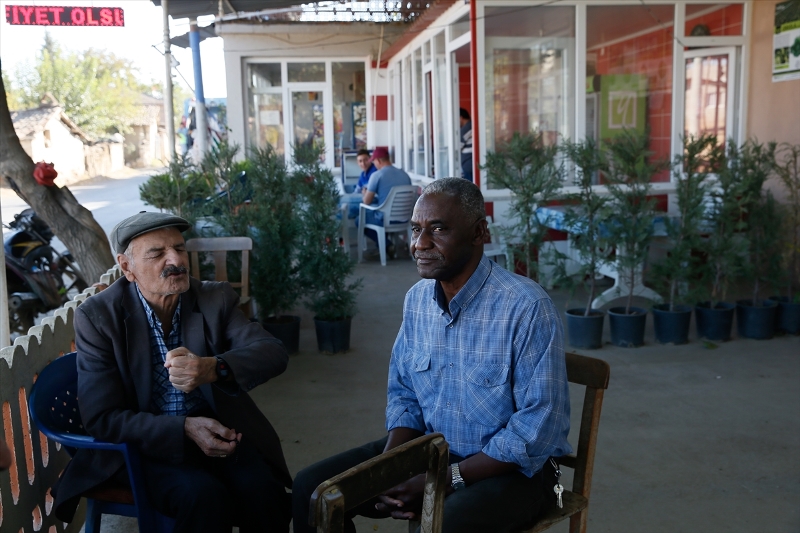 Kökenleri Afrika'dan şiveleri Ege'den