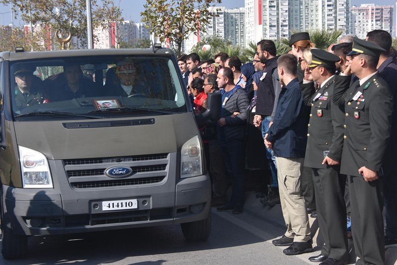 İzmir şehidini uğurladı
