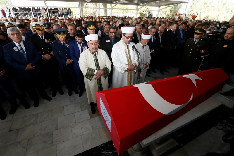 İzmir şehidini uğurladı