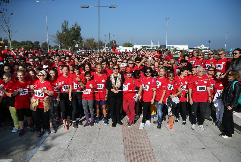 Konak'ta Cumhuriyet kutlamaları başladı