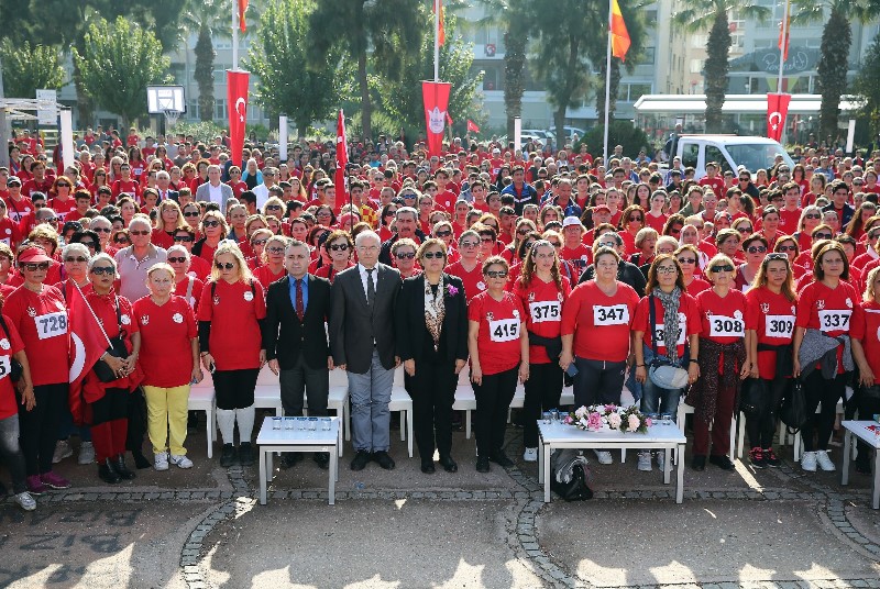 Konak'ta Cumhuriyet kutlamaları başladı