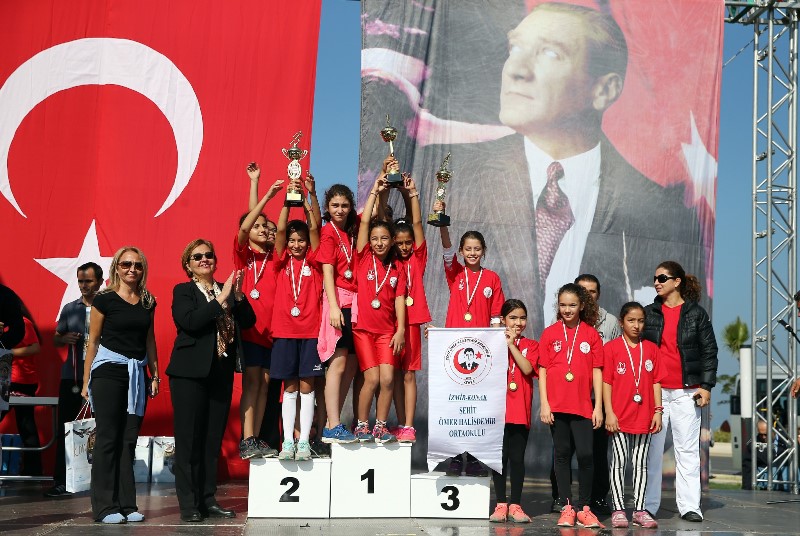 Konak'ta Cumhuriyet kutlamaları başladı