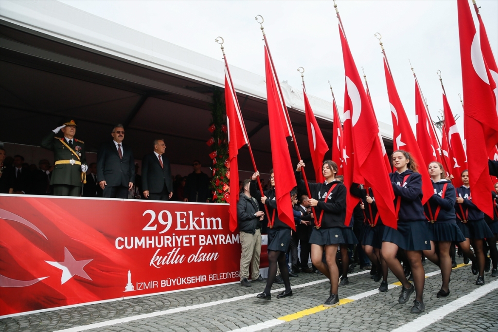 İzmir'de 29 Ekim Cumhuriyet Bayramı