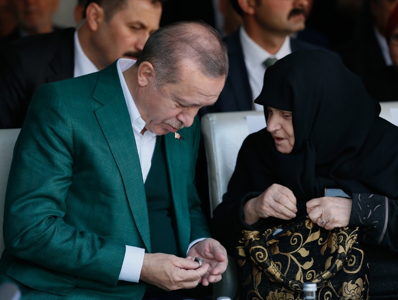 Cumhurbaşkanı Erdoğan Manisa'da