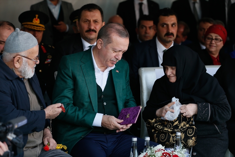 Cumhurbaşkanı Erdoğan Manisa'da