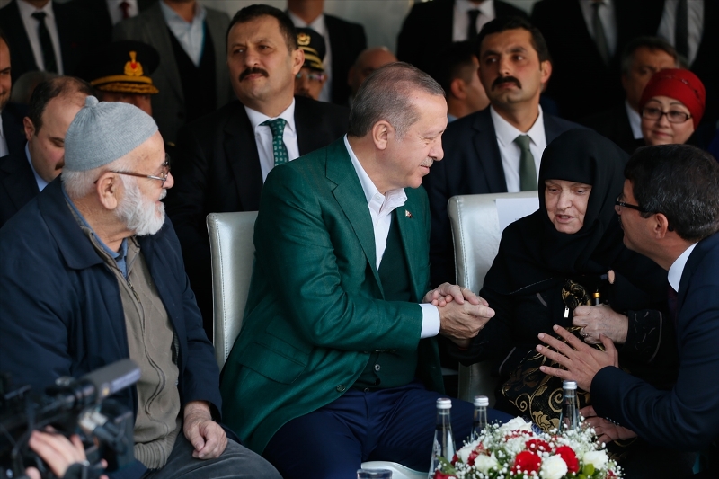 Cumhurbaşkanı Erdoğan Manisa'da