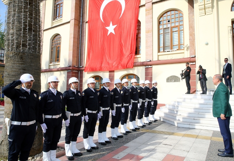 Cumhurbaşkanı Erdoğan Manisa'da