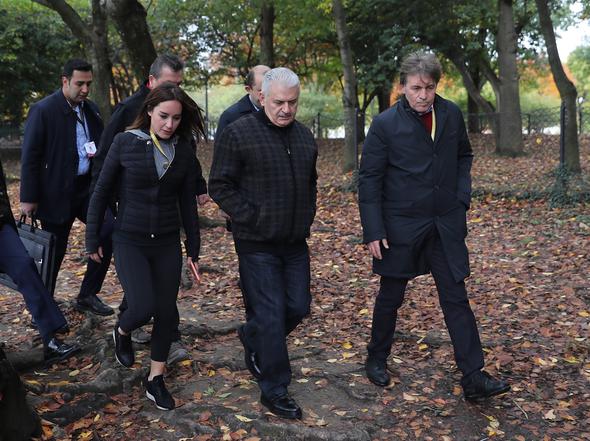 Başbakan Yıldırım'dan 'emekli pozu' esprisi