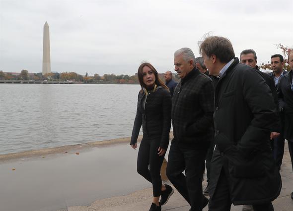Başbakan Yıldırım'dan 'emekli pozu' esprisi