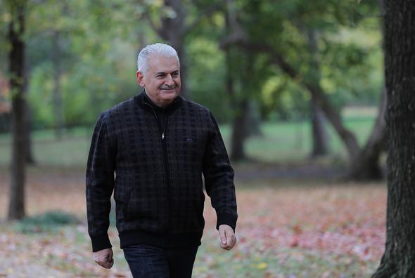 Başbakan Yıldırım'dan 'emekli pozu' esprisi