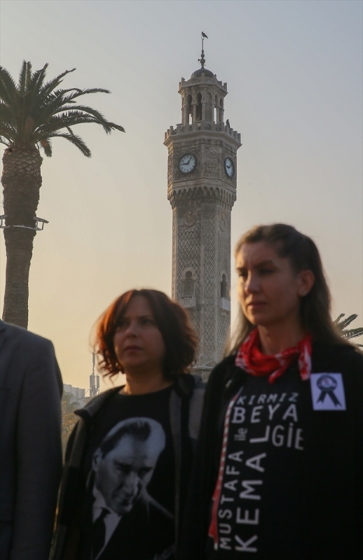 İzmir'de hayat durdu
