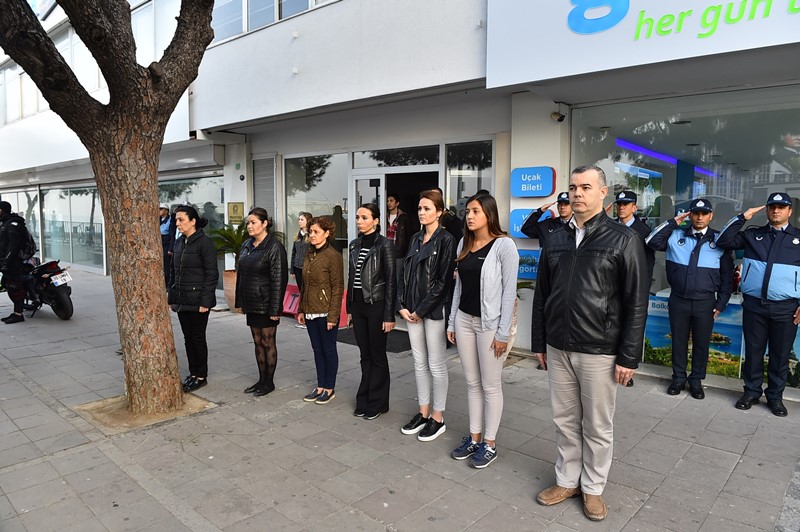 İzmir'de hayat durdu