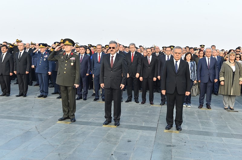 İzmir'de hayat durdu