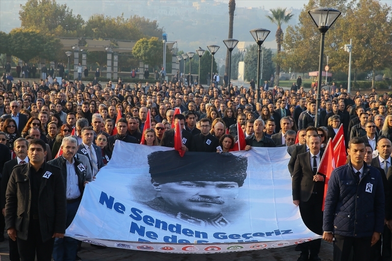 İzmir'de hayat durdu