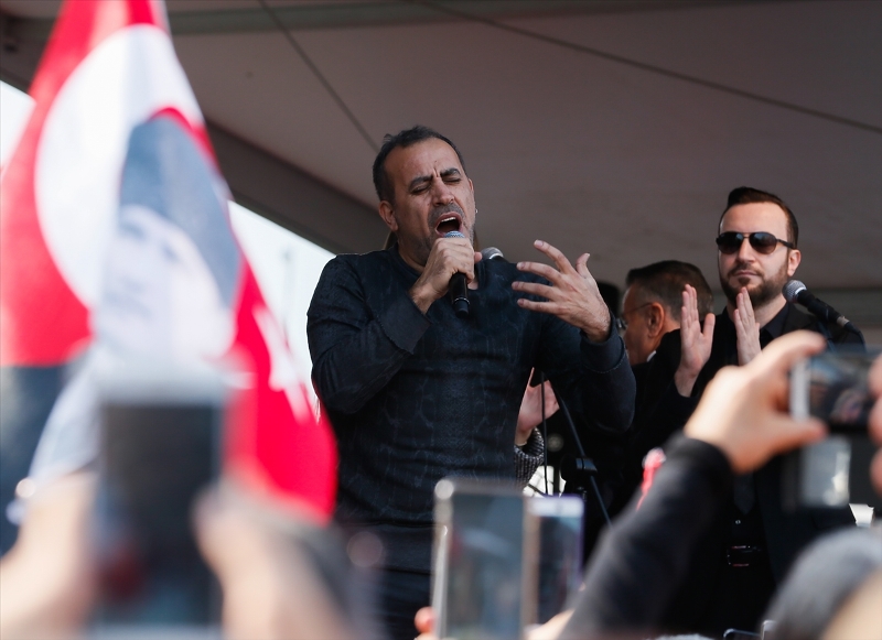İzmirliler 10. Ata'ya Saygı Yürüyüşü'nde buluştu