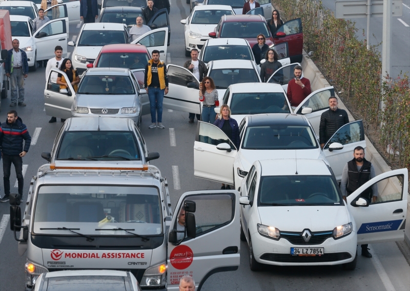İzmir'de hayat durdu