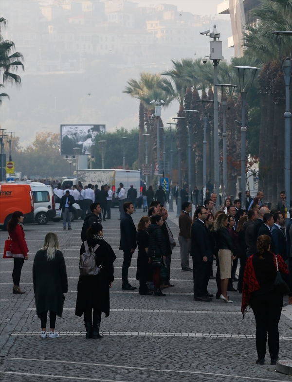 İzmir'de hayat durdu