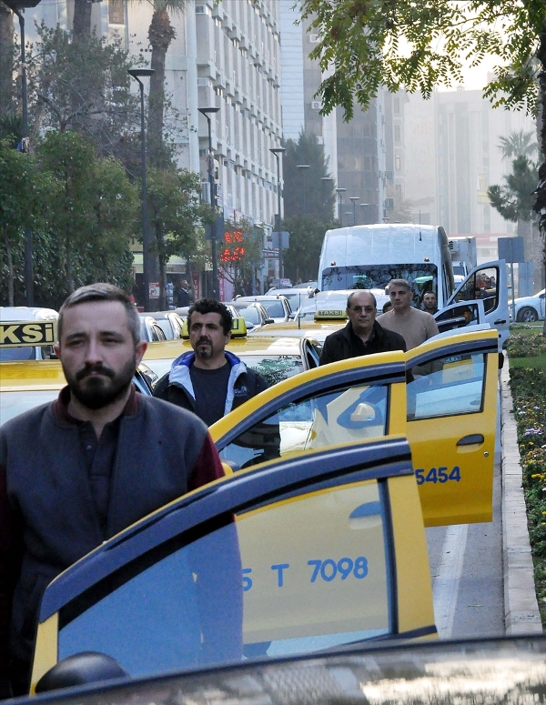 İzmir'de hayat durdu